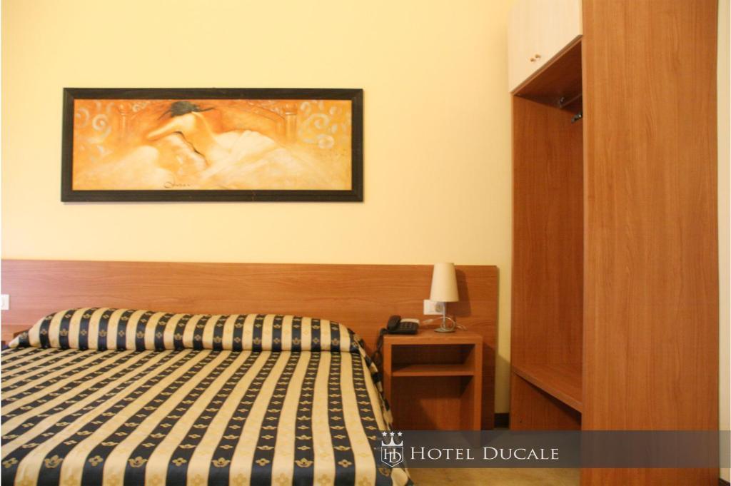 Hotel Ducale Виджевано Стая снимка